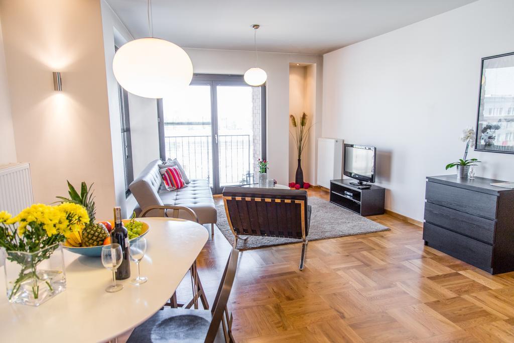 Modern Apartment In City Center Краков Экстерьер фото